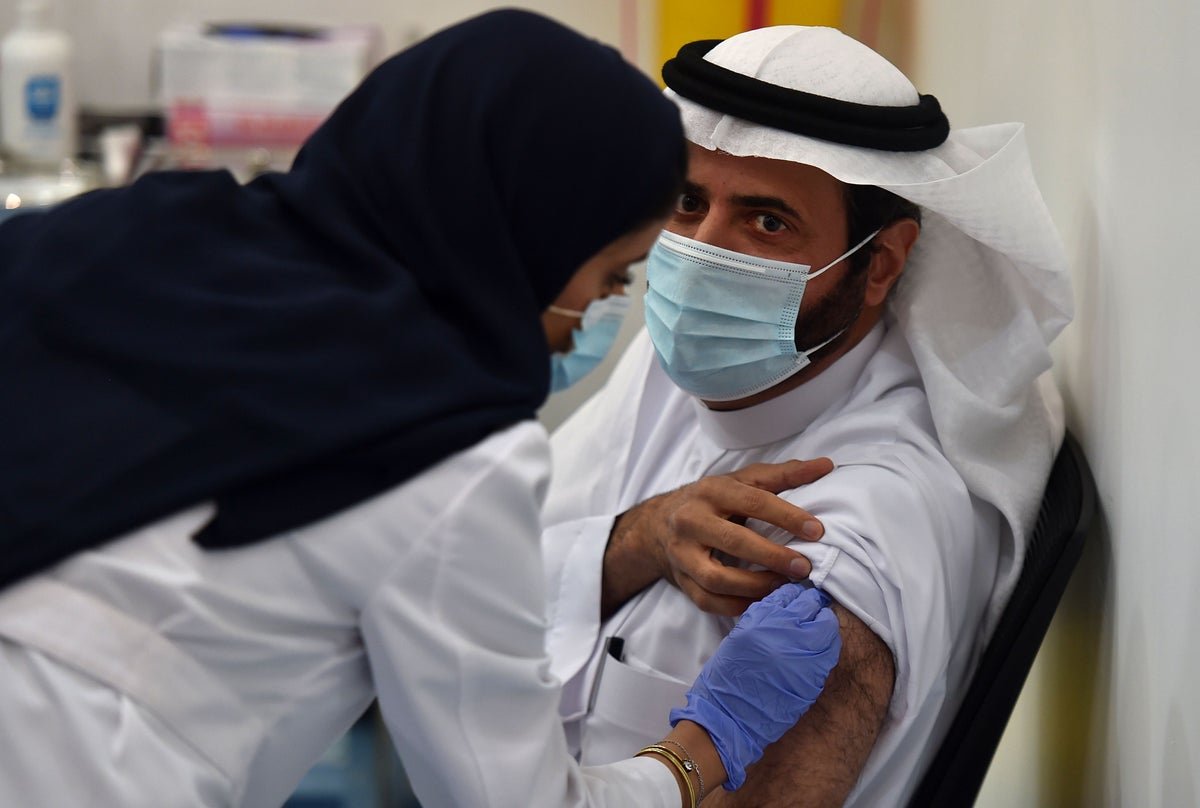 خطة السعودية للقاحات كورونا.. جرعة أولى على الأقل للجميع
